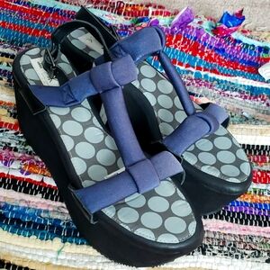 Rare Brand New Opening ceremony Adidas Taekwondo Platform sandals Sz 10!!!!